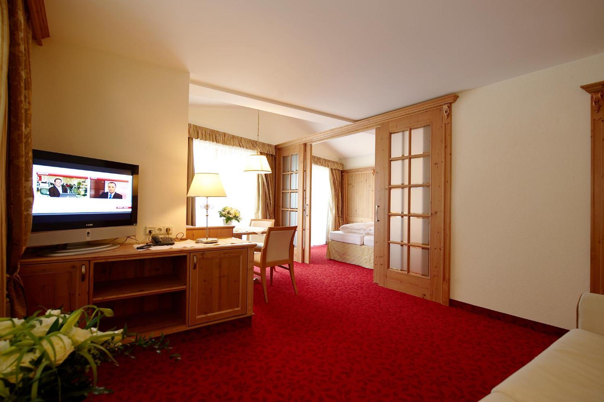 Hotel Solaria Ischgl Ngoại thất bức ảnh